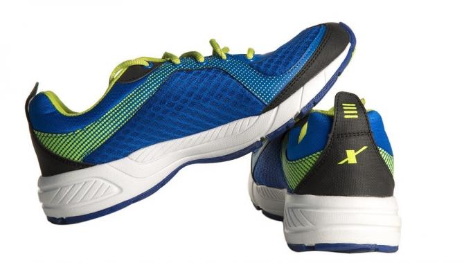 Athletic shoes