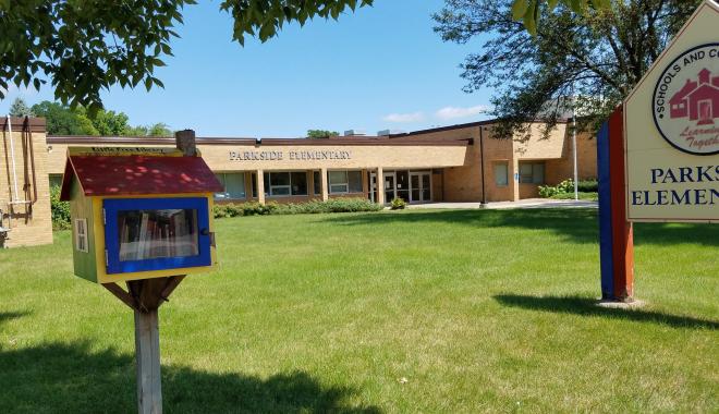 Little Library in front of school