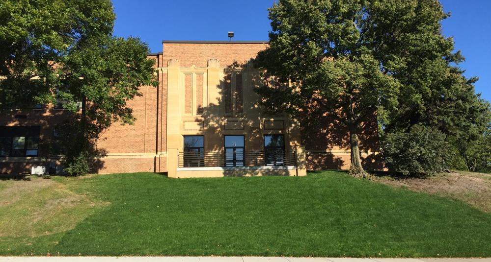 Discovery Auditorium Finished Patio